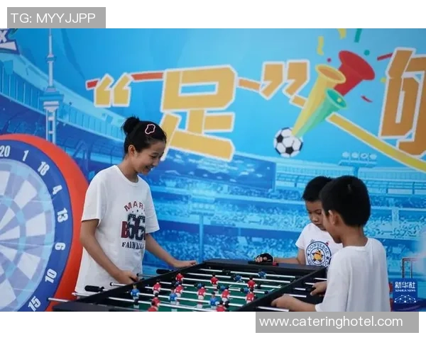 足球明星如何在比赛中与孩子们互动共享快乐时光 足球明星如何在比赛中与孩子们互动共享快乐时光